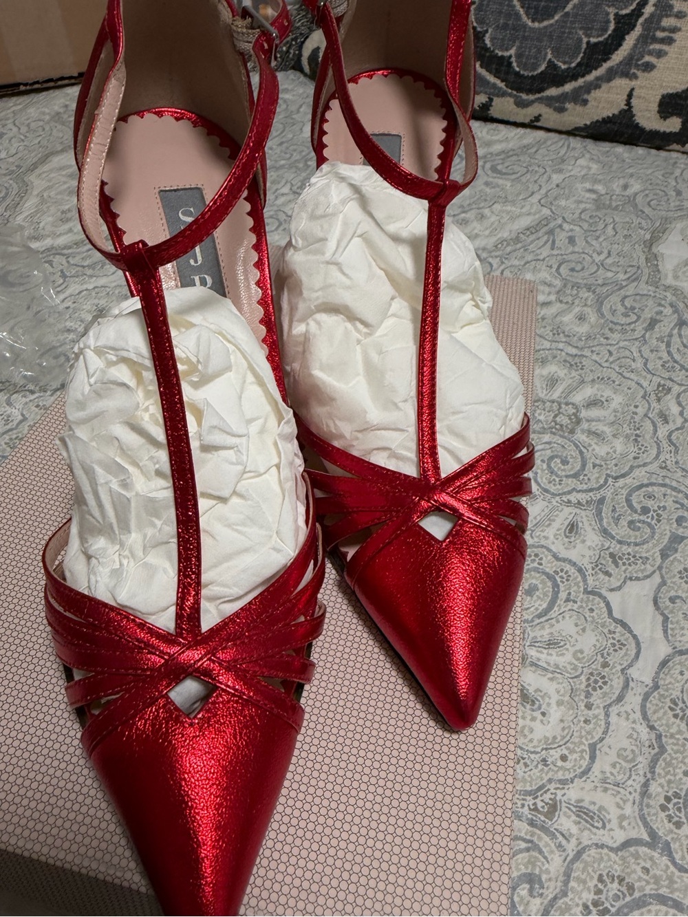 Elegant Red Pointed-Toe T-Strap Pumps - Women